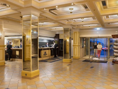 Maritim Lobby